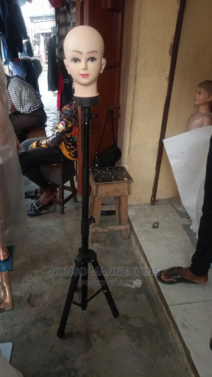 Thick and Big Tripod Stand