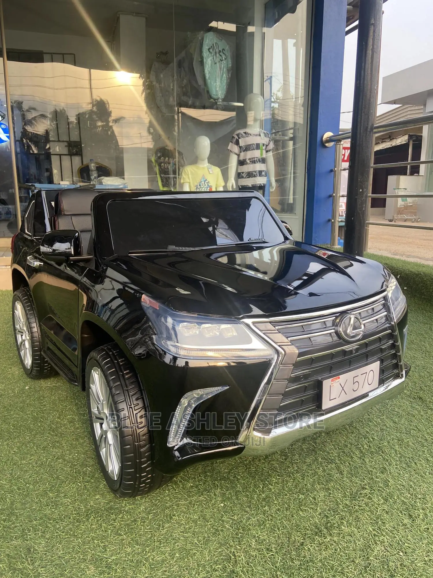 12V Lexus LX 570 With Soft Tyre