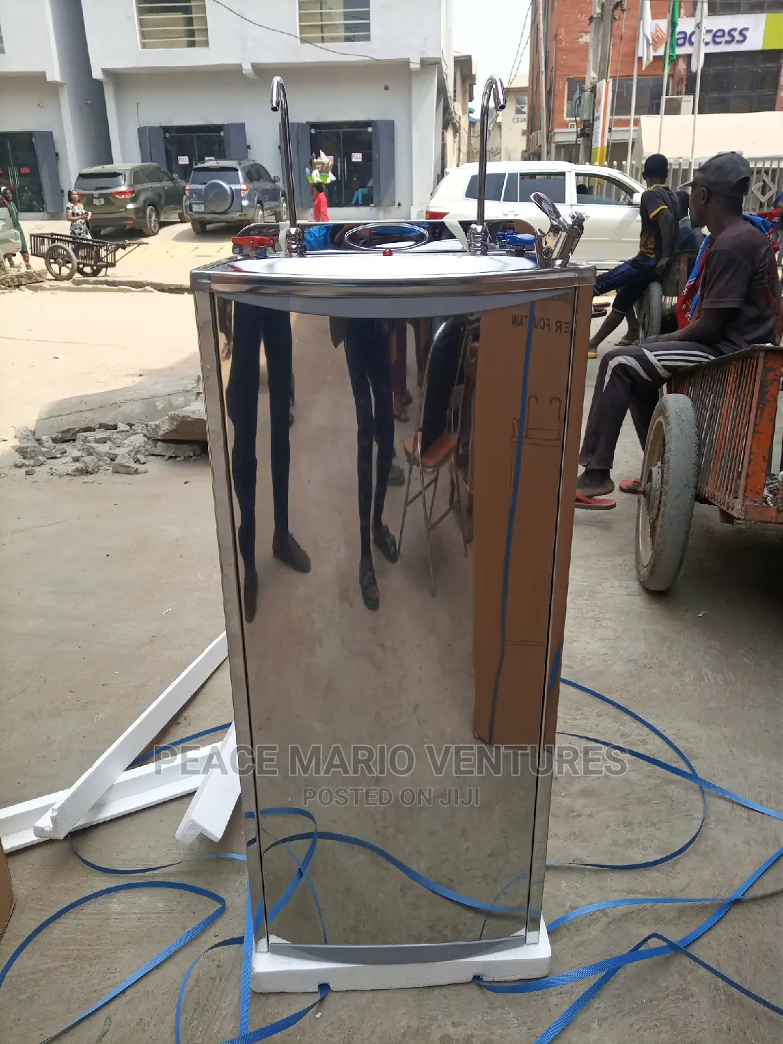Supermulti Water Fountain With Stainless Surface And Filters