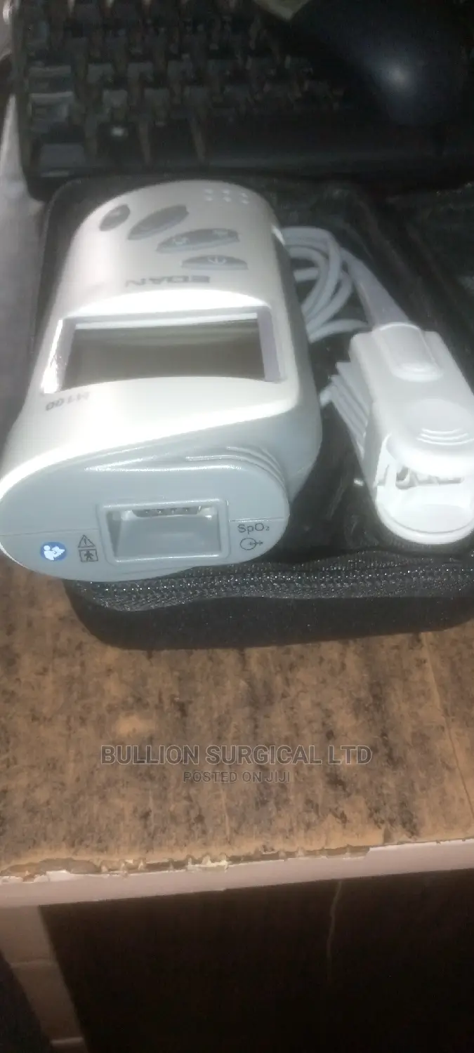 Handheld Pulse Oximeter (Eden)