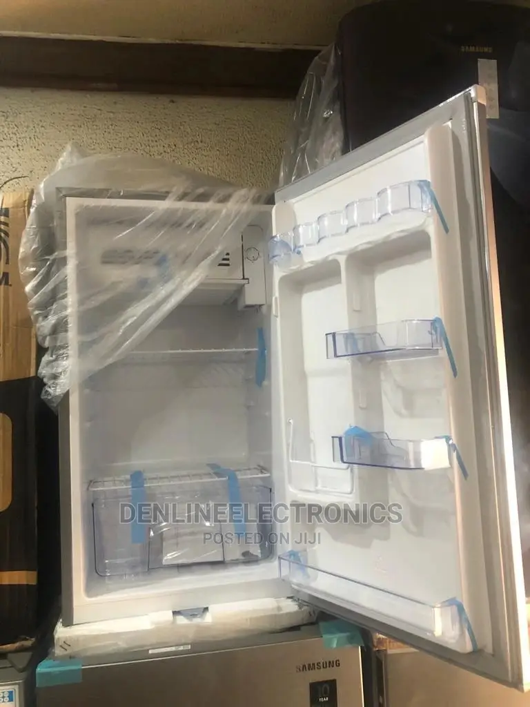 Skyrun Single Door 100ltrs Table Top Fridge
