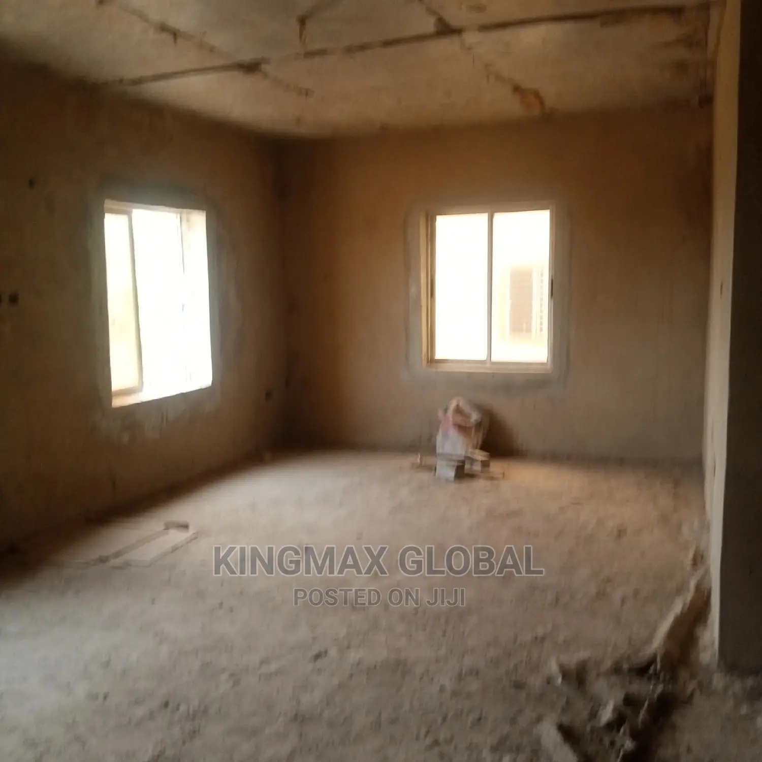 3bdrm Block of Flats in Paradise Estate, Life Camp for sale