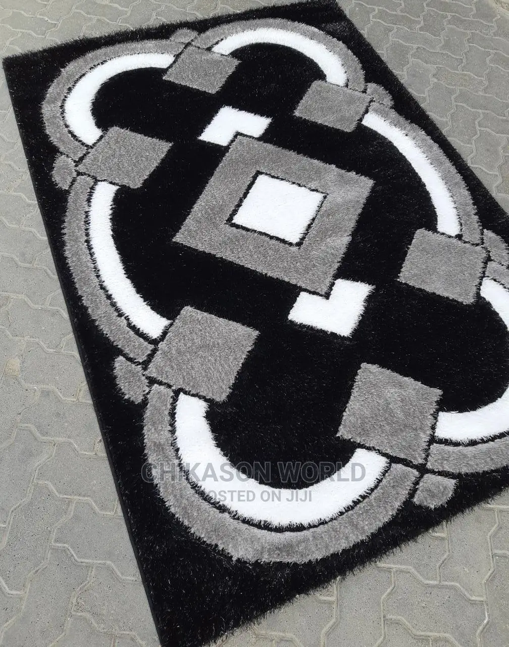 Quality Living Room Designed Super Soft Royal Center Rug.