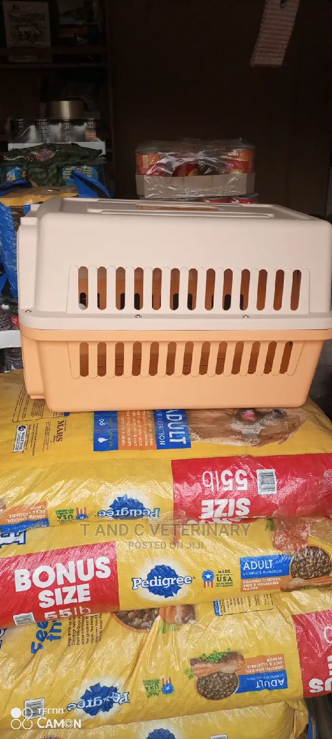 Aviation Pet Dog Plastic Carrier Cage With Water Bowl