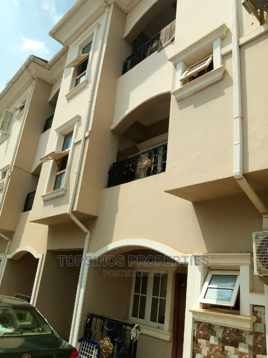 2bdrm Block of Flats in Dawaki for rent