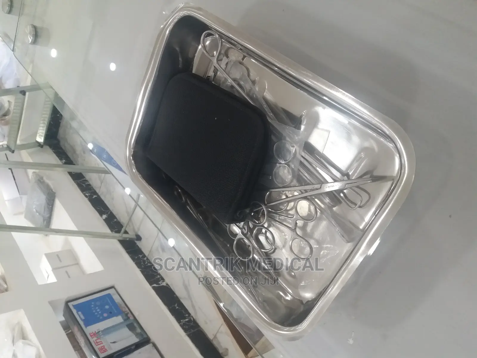 General Surgical Instruments Tray