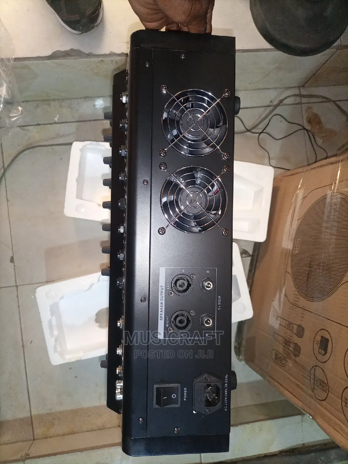 Yamaha 8 Channels Powered Mixer