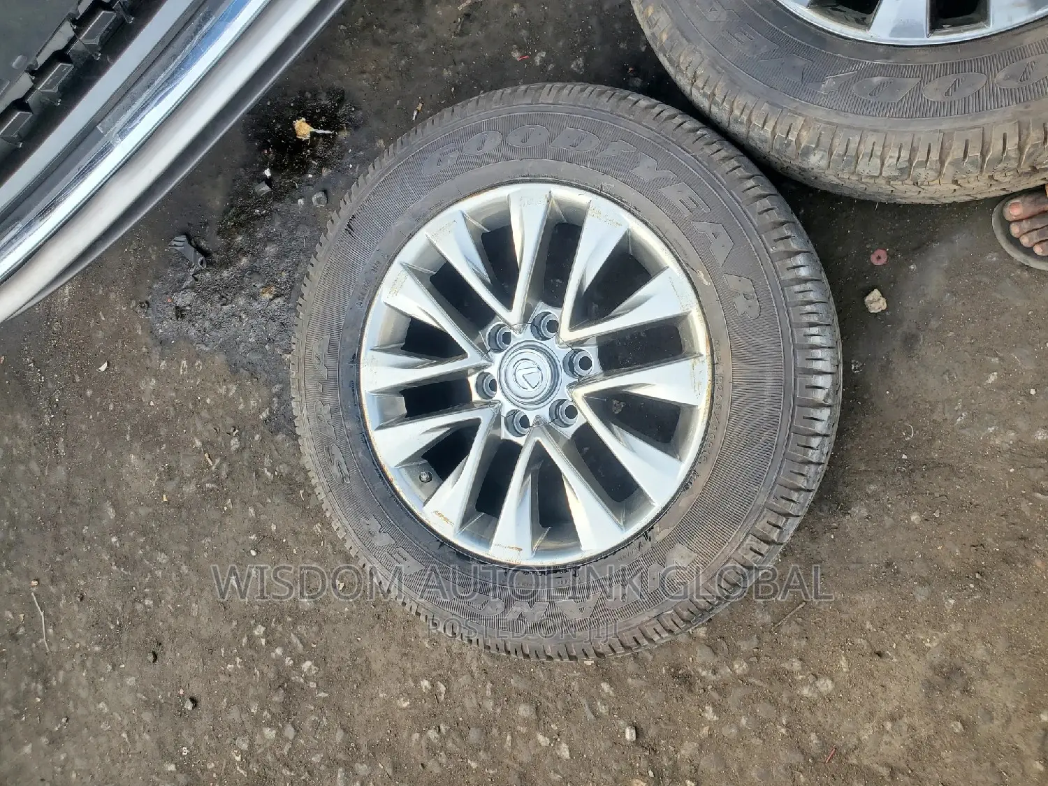 Pencil Color Alloy Rims For Lexus Gx460 2021 Available