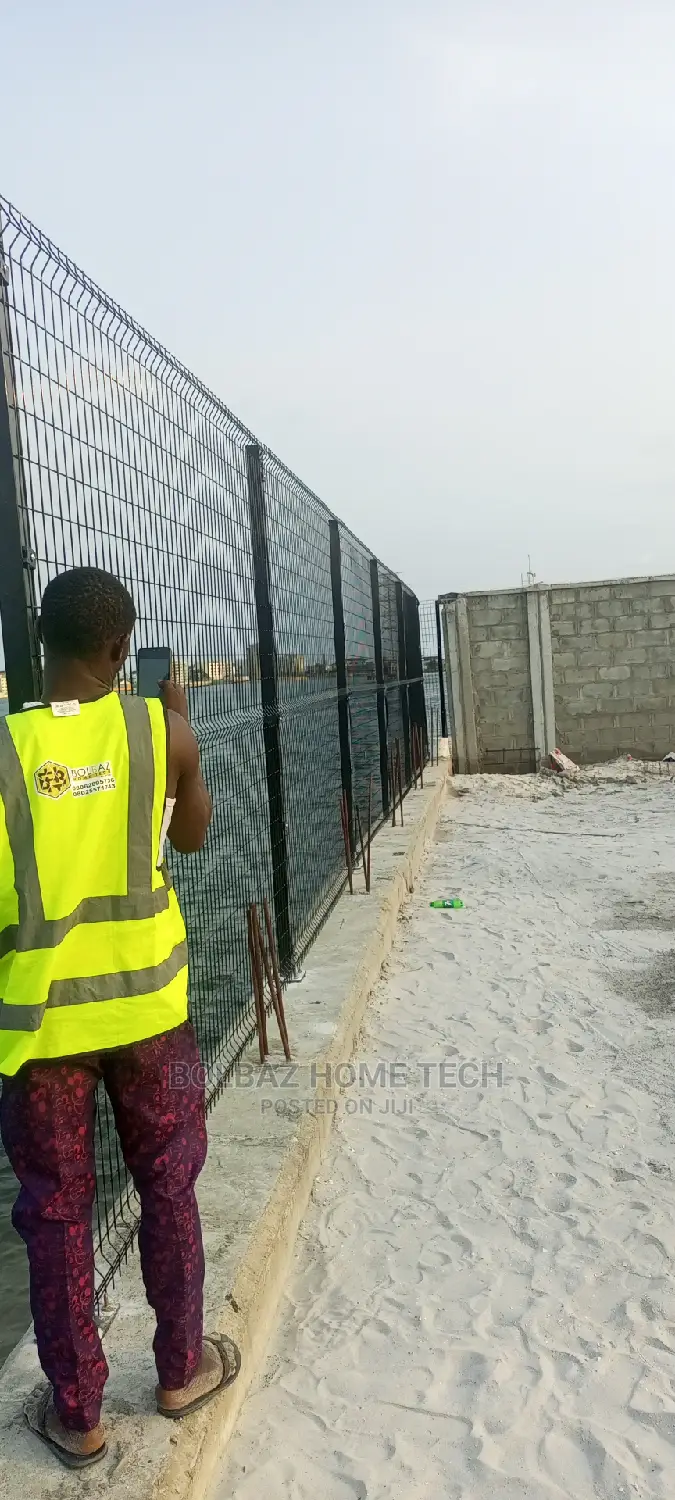 Finger Type Panel Mesh; See-Through Fence