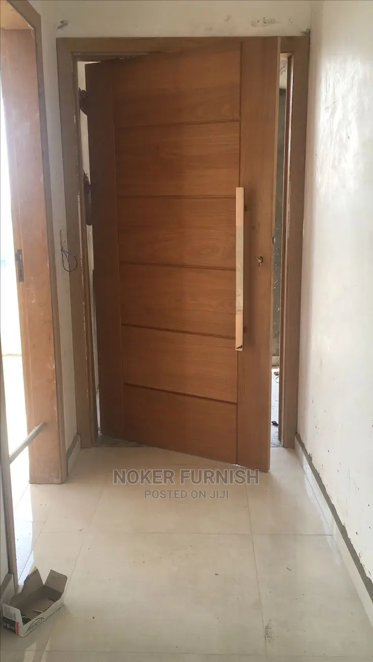 High Quality Wooden Door