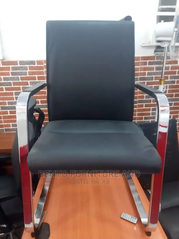 Office Leather Visitor Chair