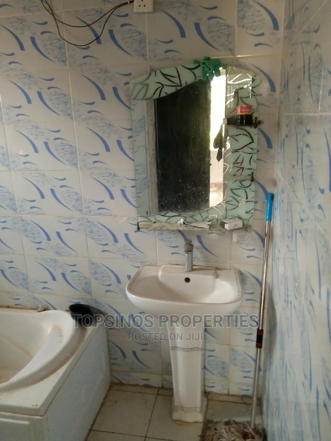 2bdrm Block of Flats in Dawaki for rent