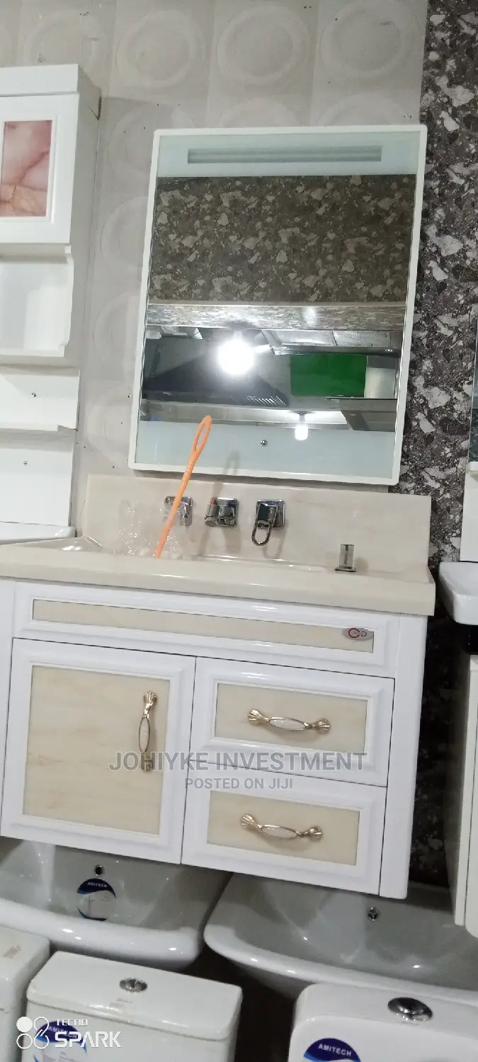 High Quality and Affordable Sosupend Cabinet Washand Basin