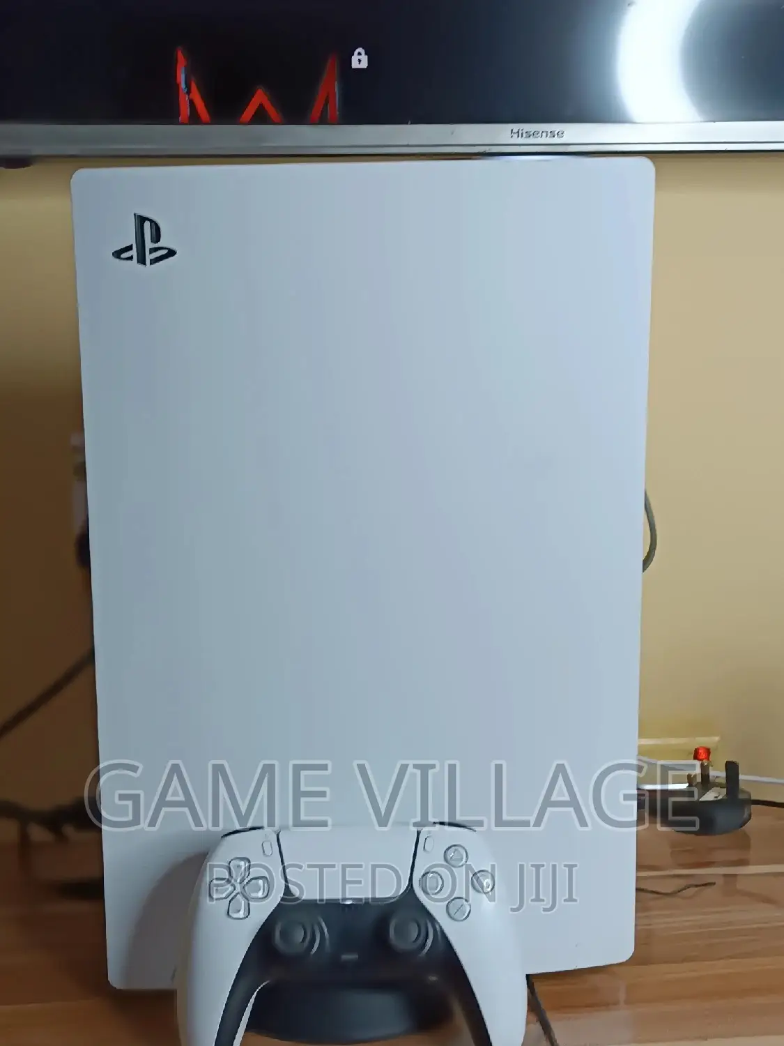 London Used Playstation 5 With 10 Downloaded Games