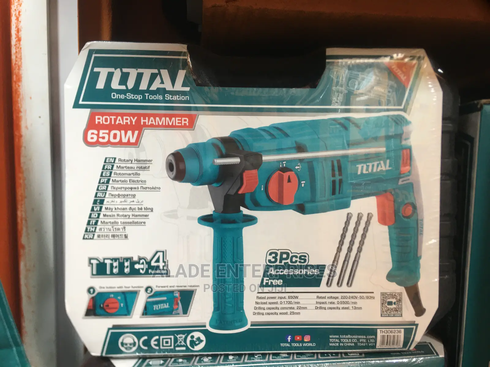 TOTAL Multi Function Heavy Duty Rotary Hammer Drill 650W