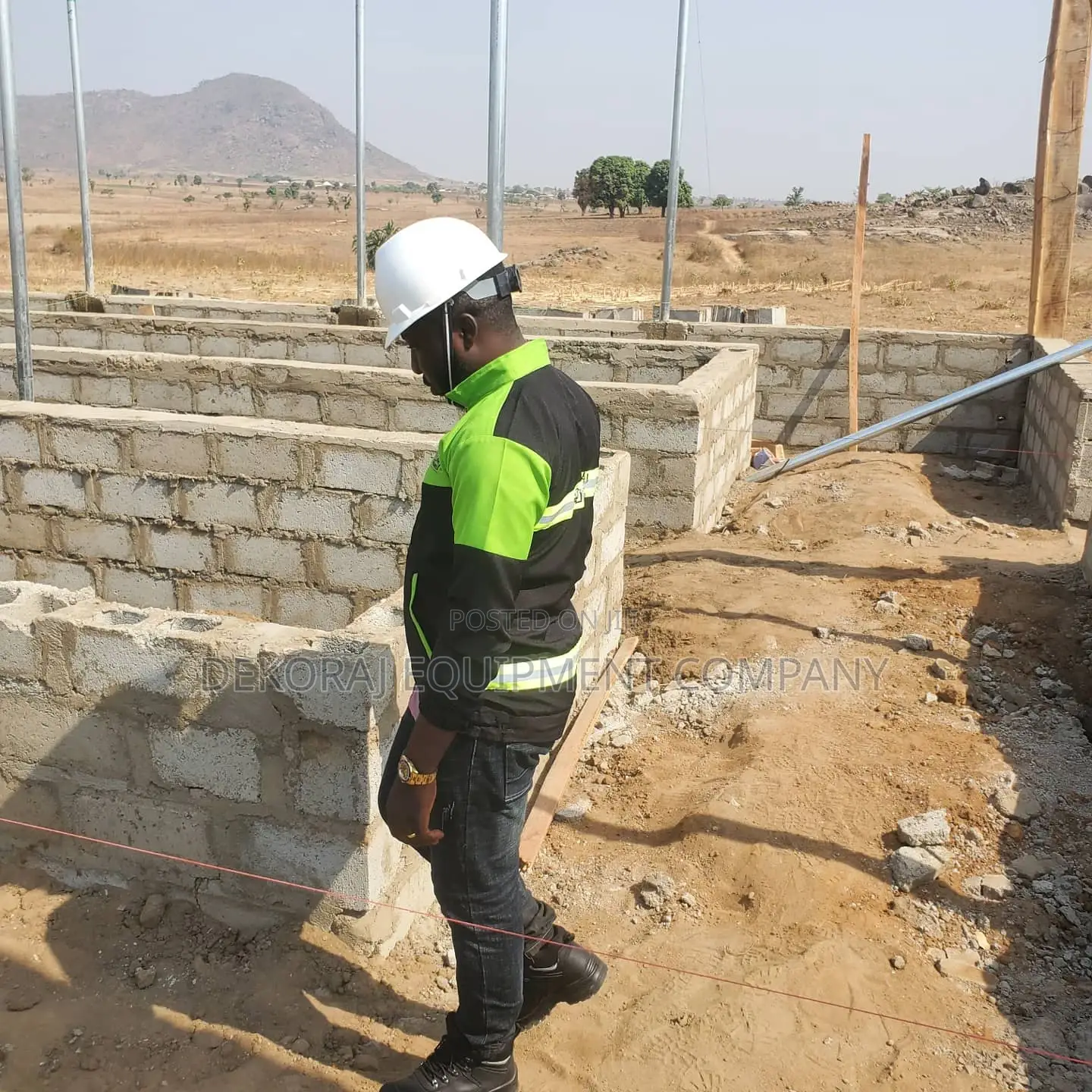 20,000-Bird Pen House With Foreign Cage Construction at ₦40M