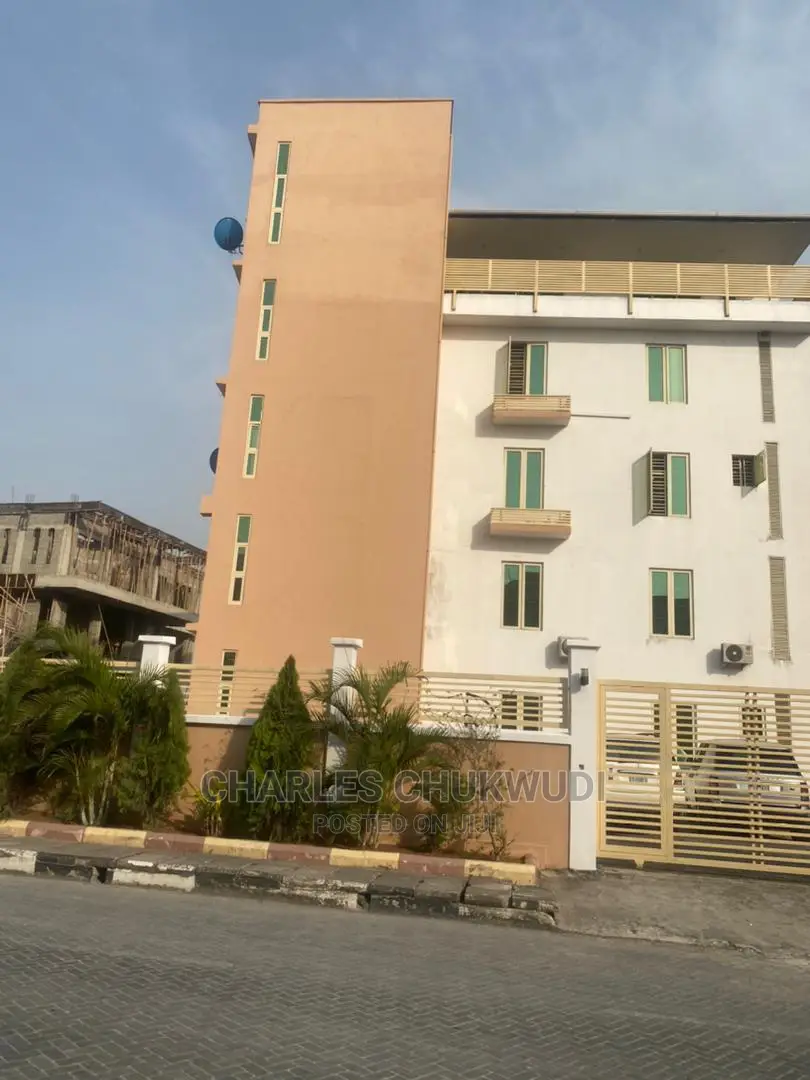 4bdrm Townhouse/Terrace in Lekki, Ibeju for Rent