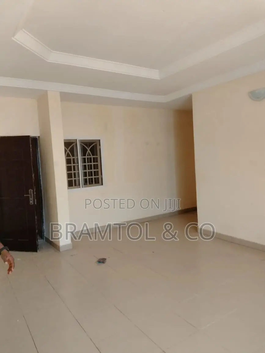 4bdrm Duplex in Lugbe District for rent