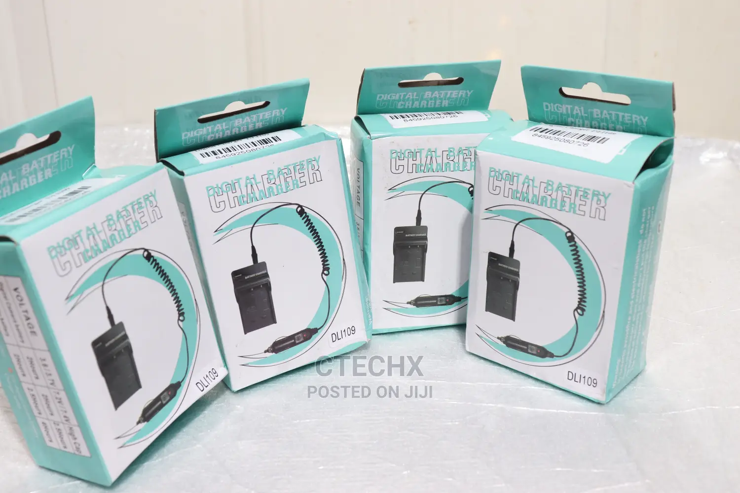 Digital Camera Battery Charger