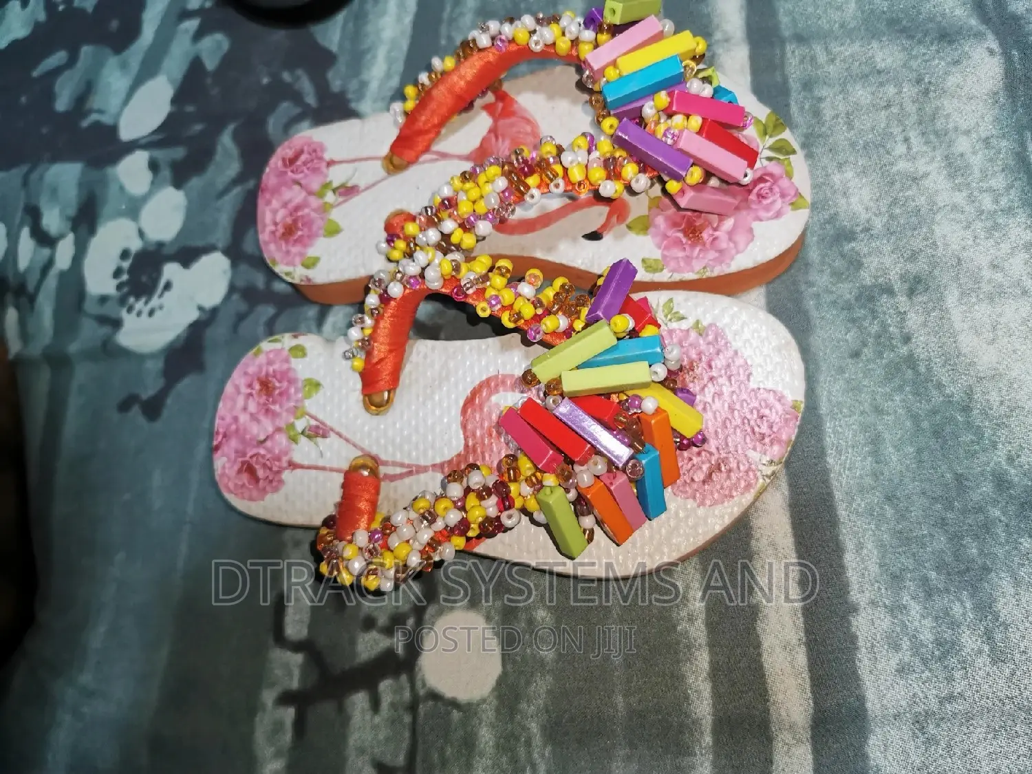 Hand Beaded Dunlop Slippers