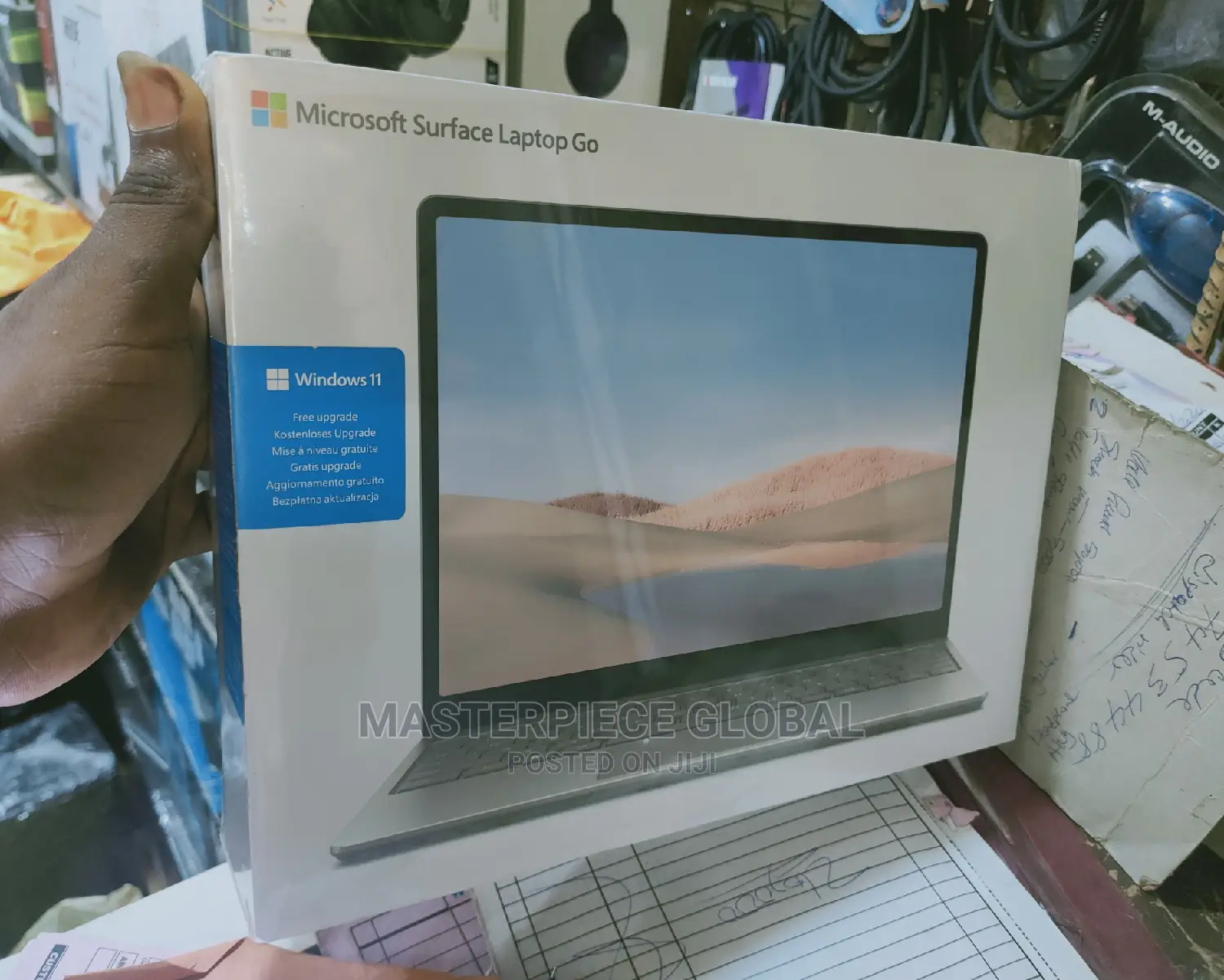 New Laptop Microsoft Surface Laptop 8GB Intel Core i5 SSD 128GB