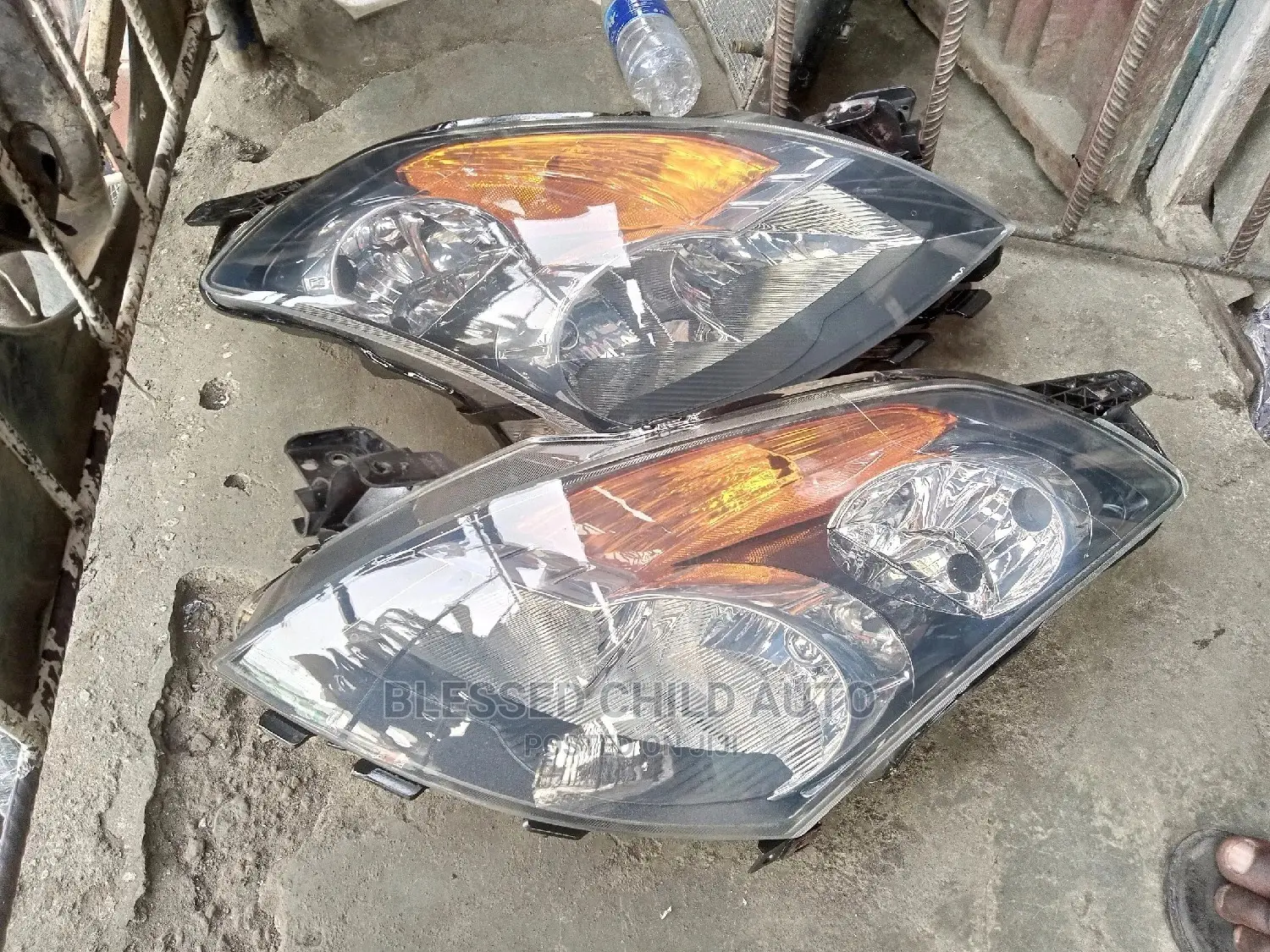 Headlamp Nissan Altima