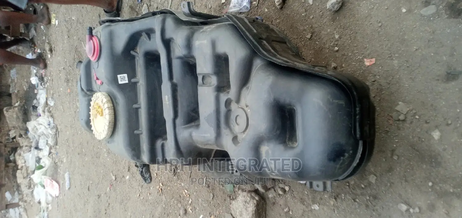 2020 Toyota Prado Fuel Tank With Fuel Pump