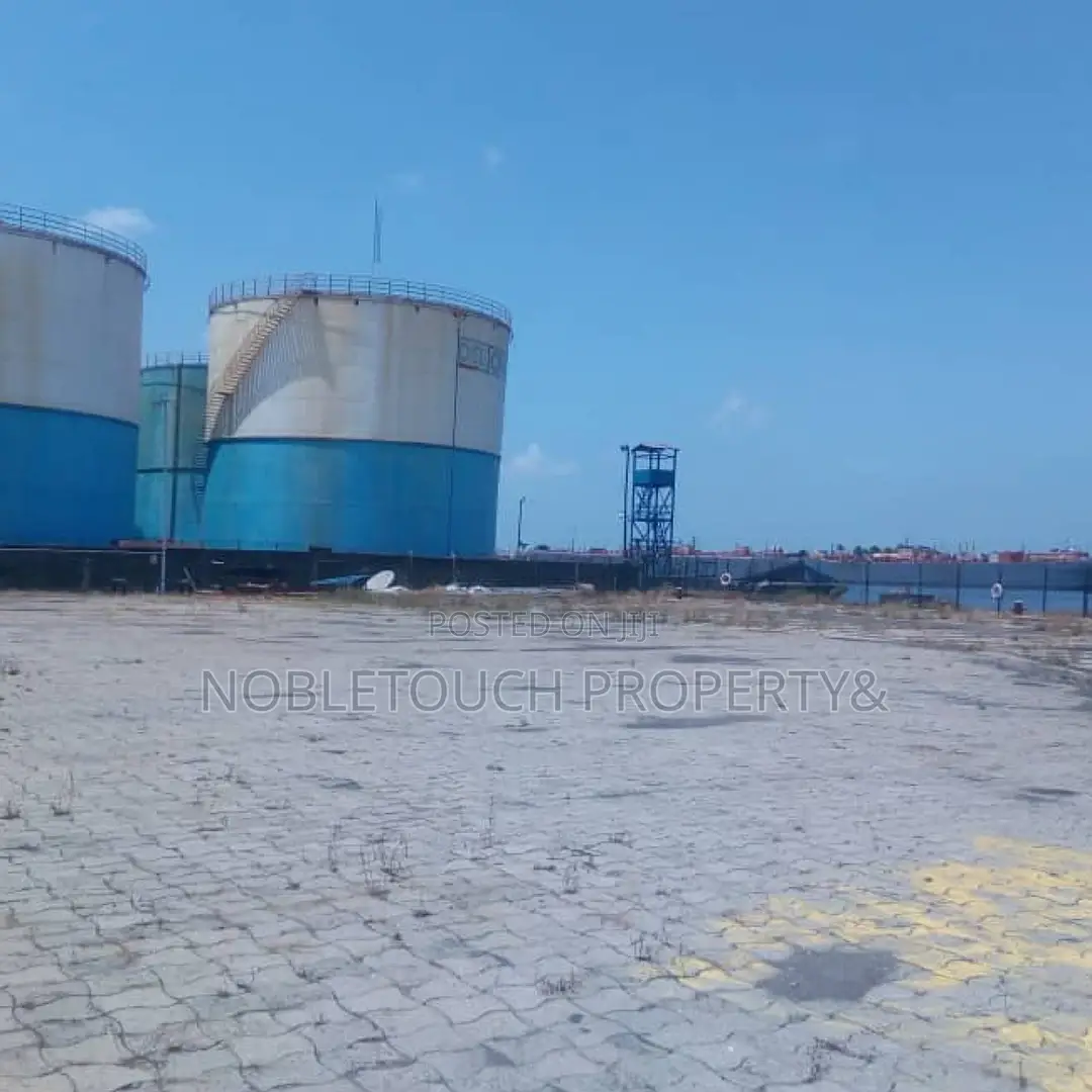 Jetty for Sale at Apapa Well Closeable