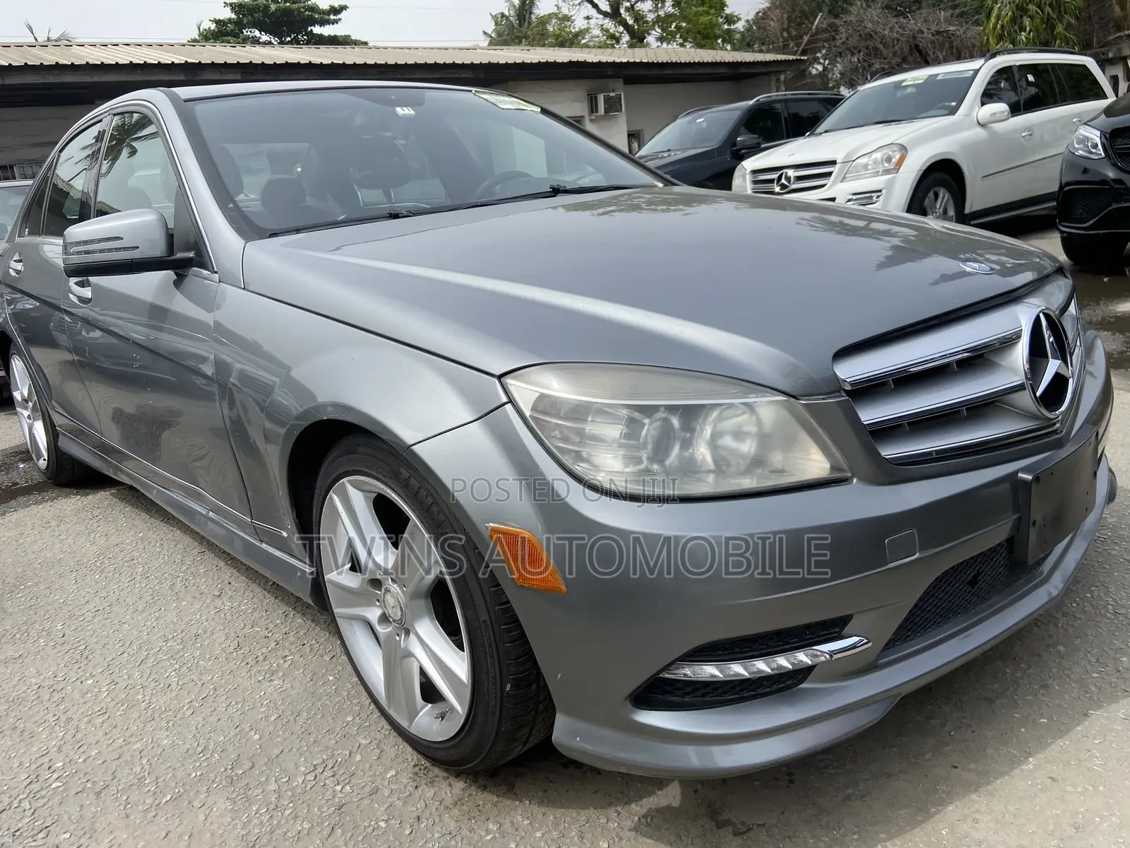 Mercedes-Benz C300 2010 Gray