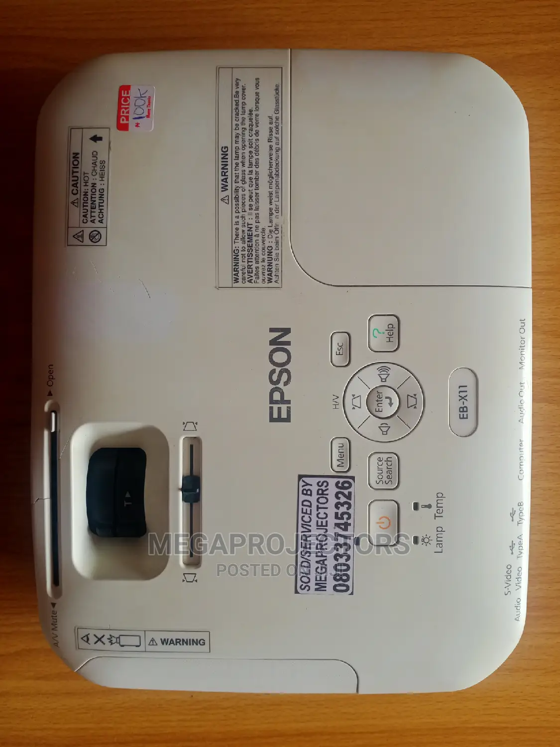 Clean and Portable Epson Eb-X11 Projector