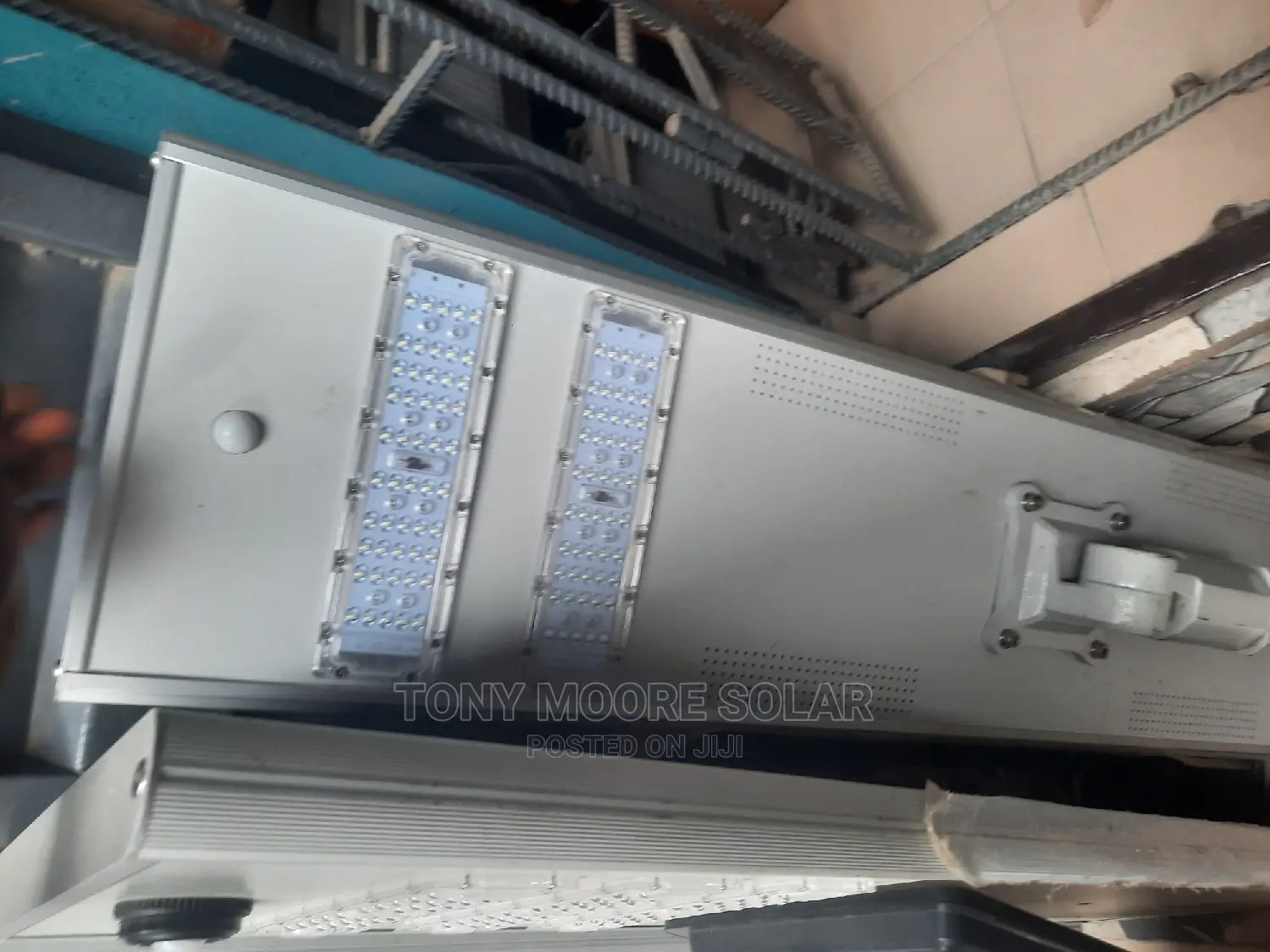 60w Aluminium Body Two Eyes