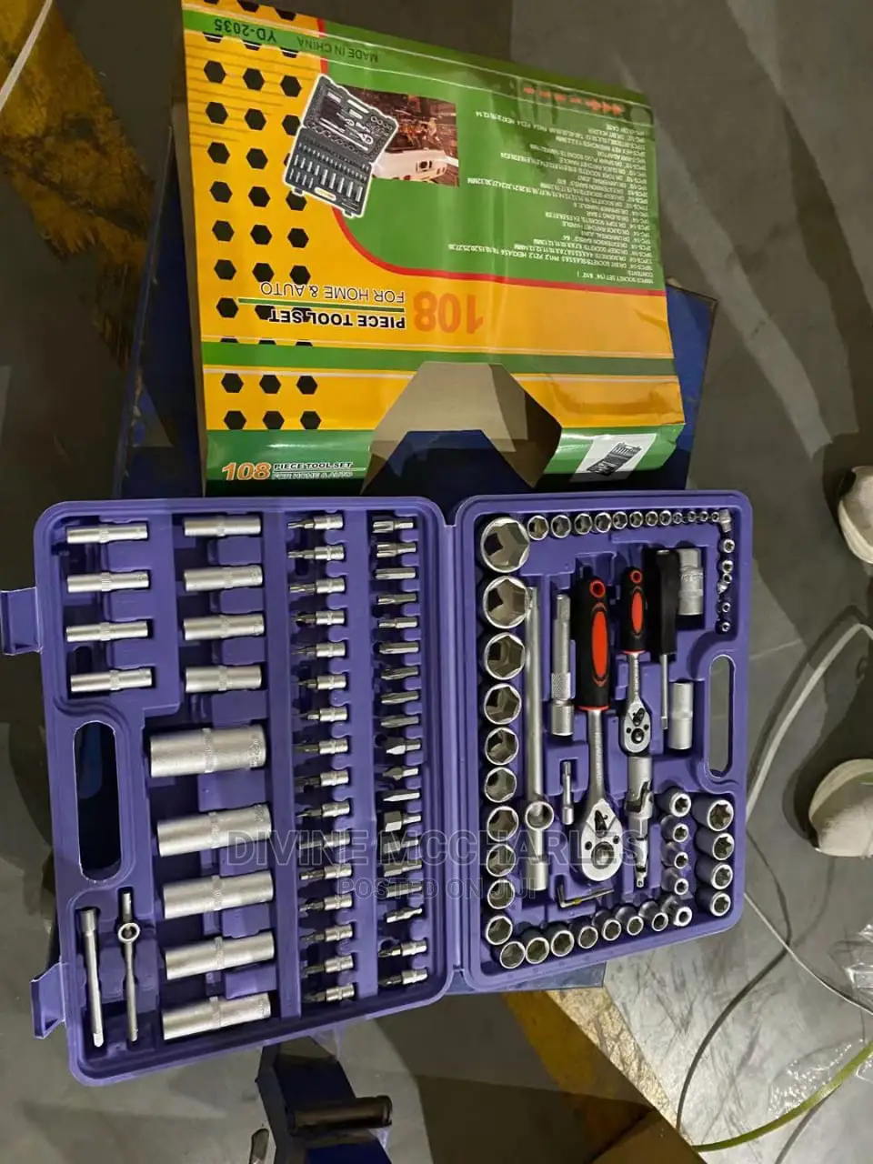 Set of Sockets, Screw Bits and Allen Bit
