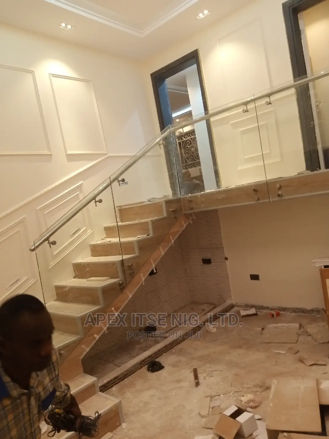 Framless Glass Staircase Zn
