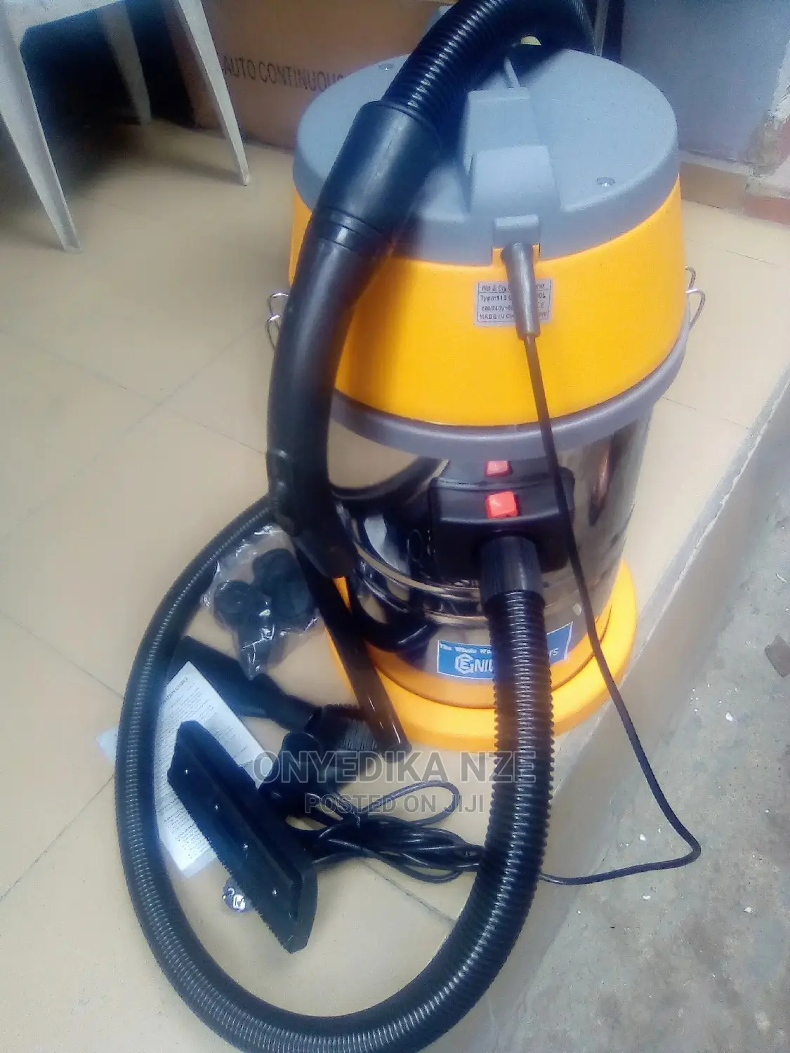 30 Liter Wet and Dry Vacuum Cleaner