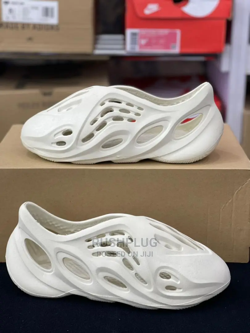Original Adidas Yeezy Foam Runner