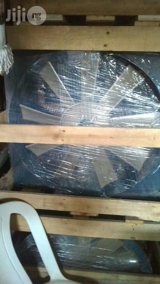 Heat Extractor Fans, Fumes Exhaust Hoods/Ventilation Ducts