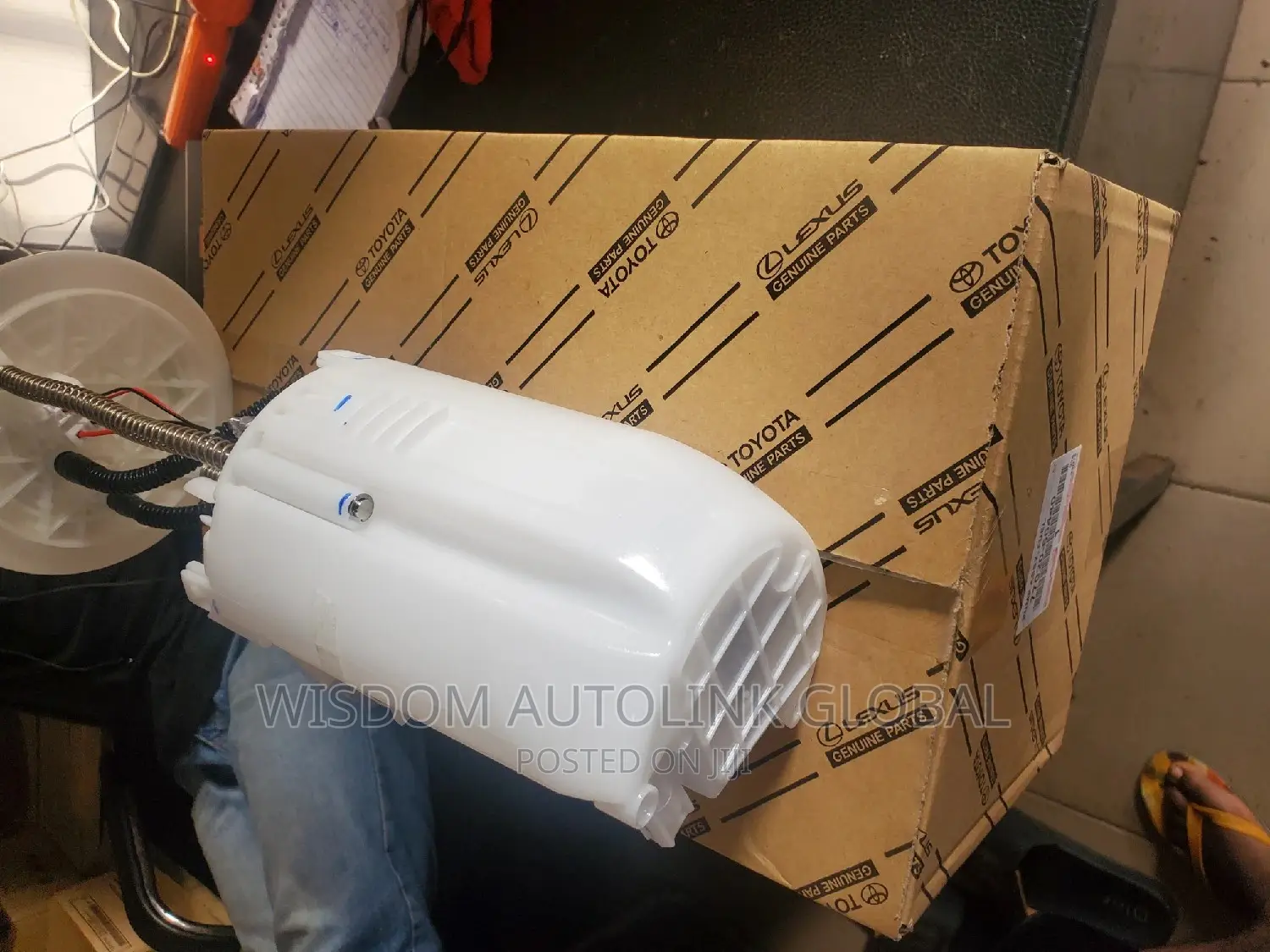Complete Fuel Pump For Toyota Land Cruiser Prado 2010-2021
