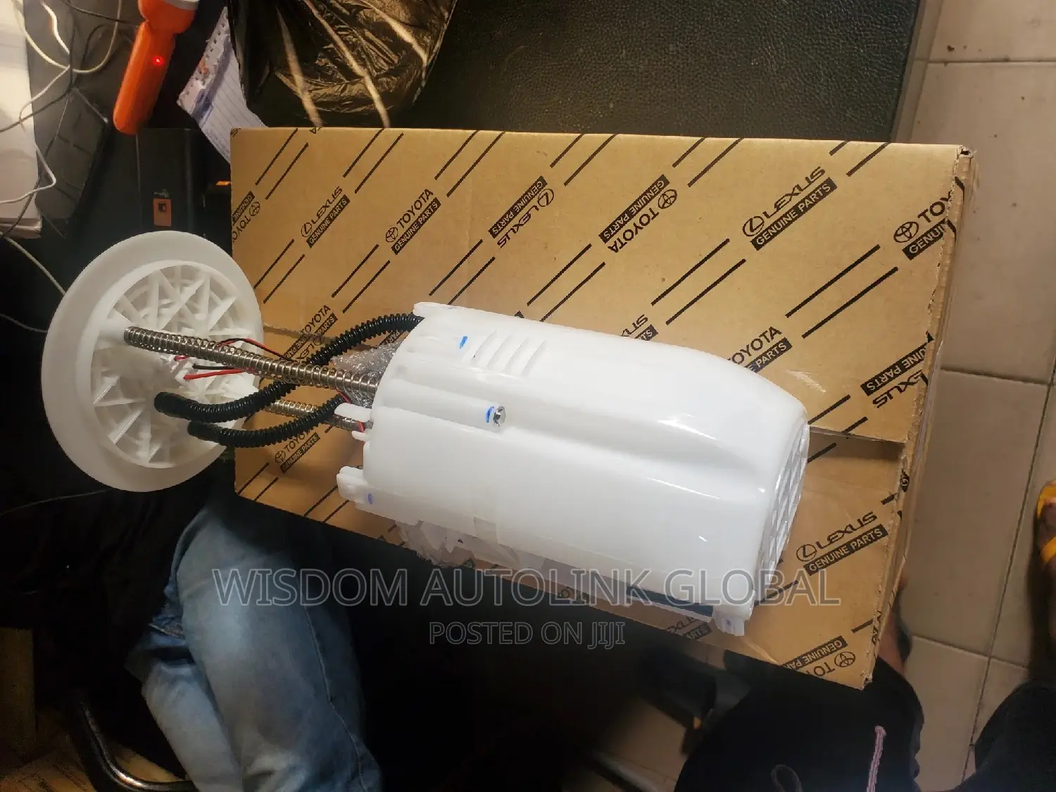 Complete Fuel Pump For Toyota Land Cruiser Prado 2010-2021
