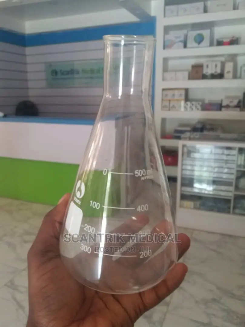 Transparent Laboratory Glassware Beaker