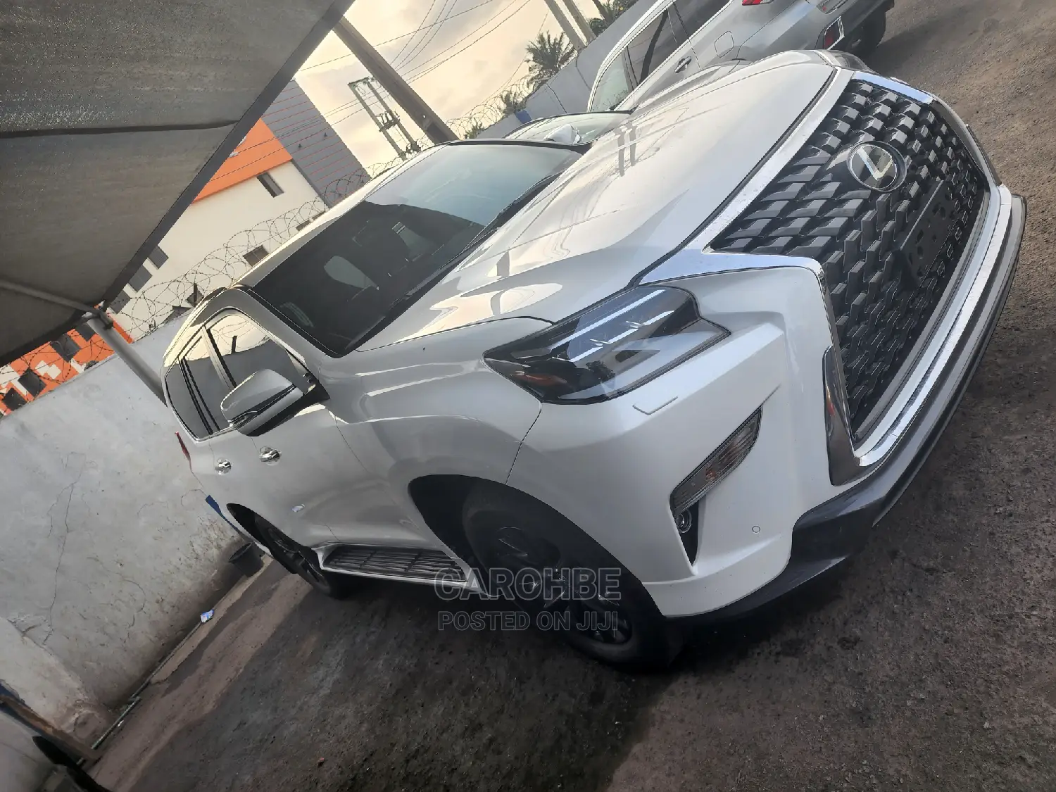 Lexus GX 2019 White
