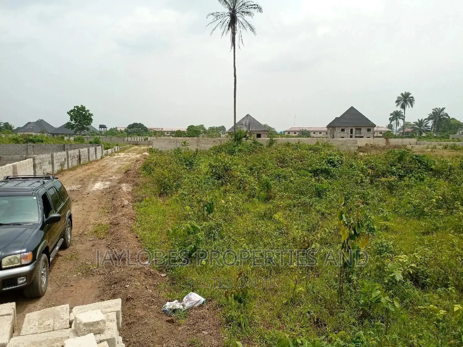 For Sale: A Percel of Land at Eneka-Igwuruta Road, Port Harco