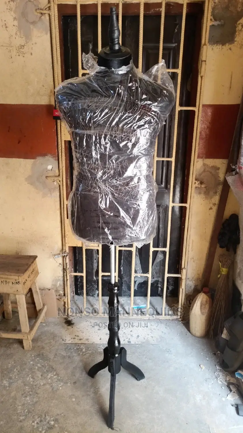 Male Torso Black Body Dressform Wirh Wooden Head And Base