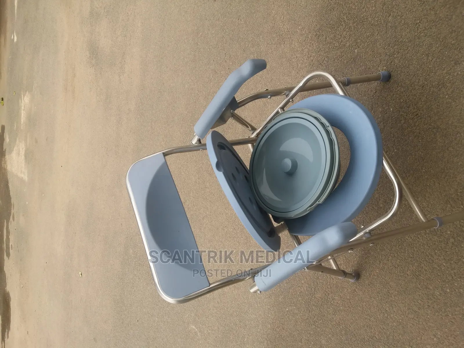 Folding Commode Chair Elderly Bedside Commode With Padded