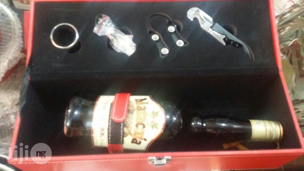 Wine Box With Wine Accesserise