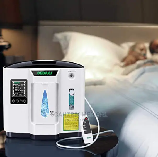 Portable Oxygen Concentrator - DEDAKJ (0 - 7 Ltr )