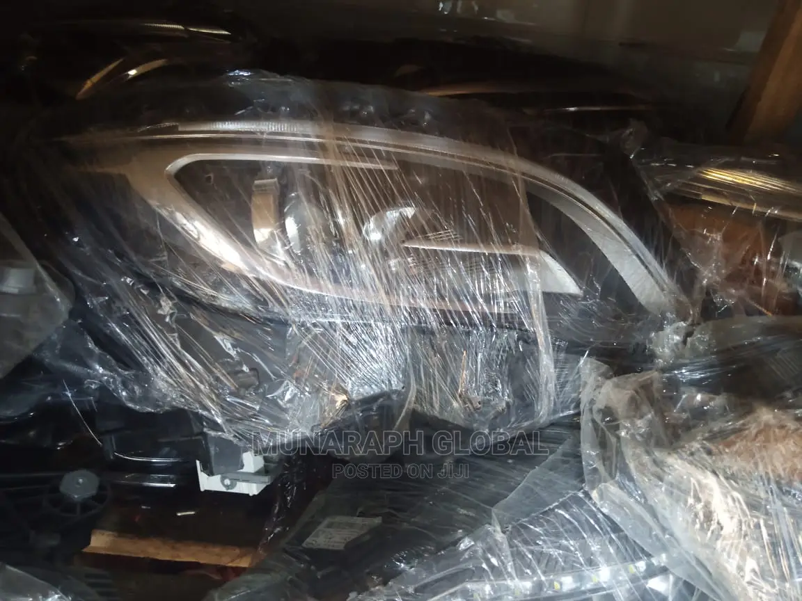2020 Model Mercedes Benz GLA Headlamp Set.