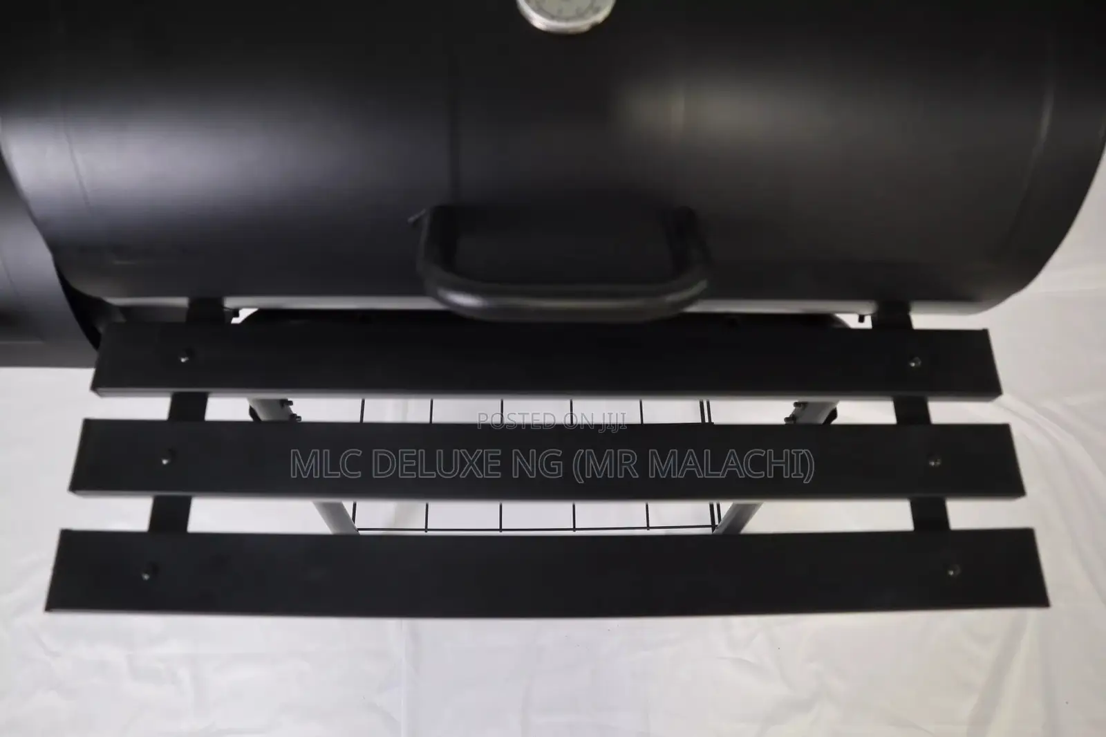 Outdoor Charcoal Barbecue Griller With Side Smoker/BBQ Grill