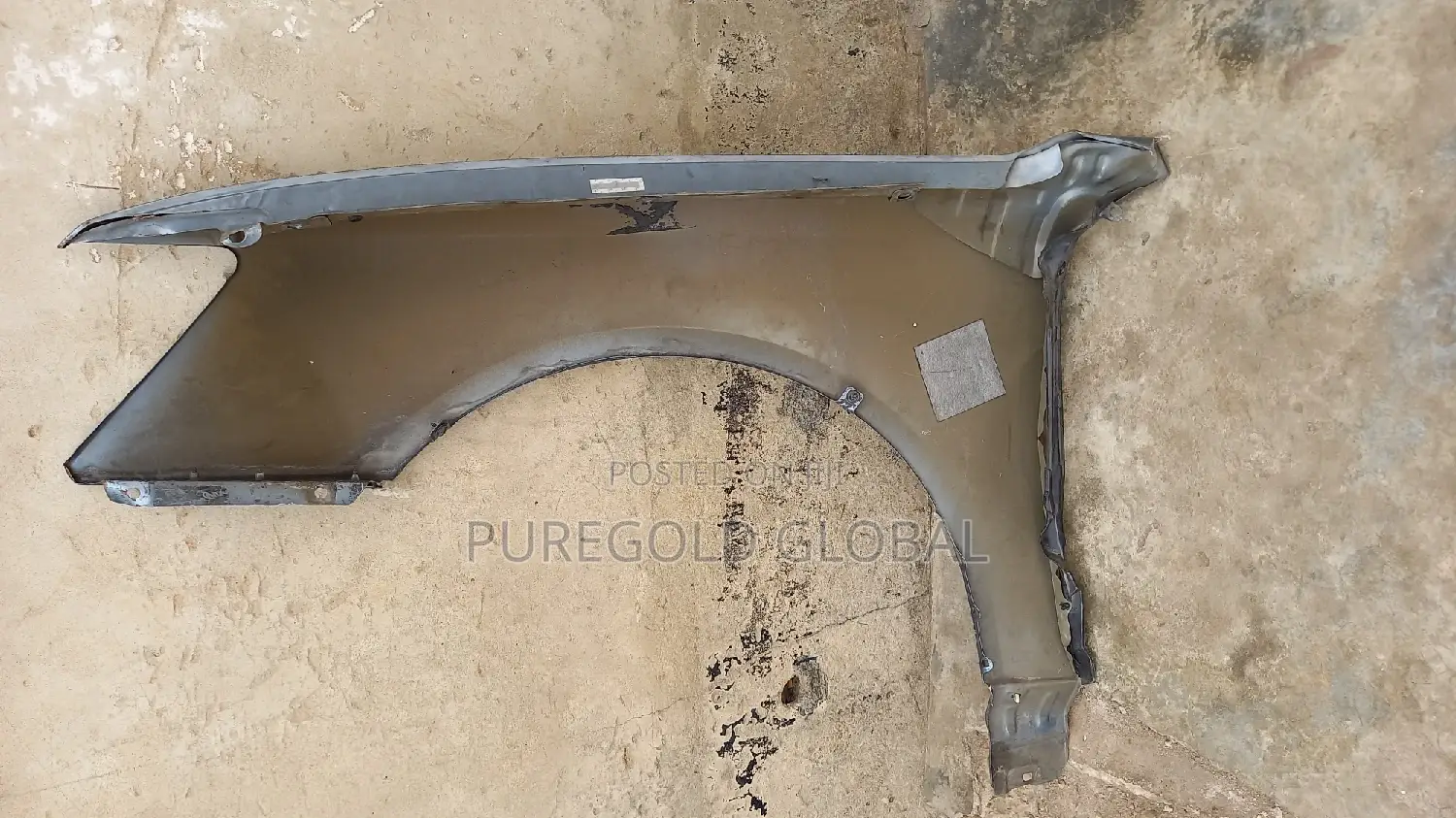 Neatly Used Fenders Available Here.