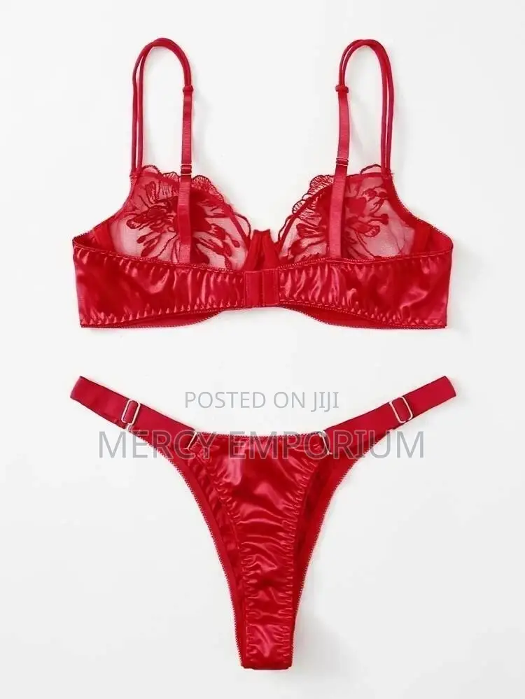 Floral Embroidery Mesh Underwire Lingerie Set