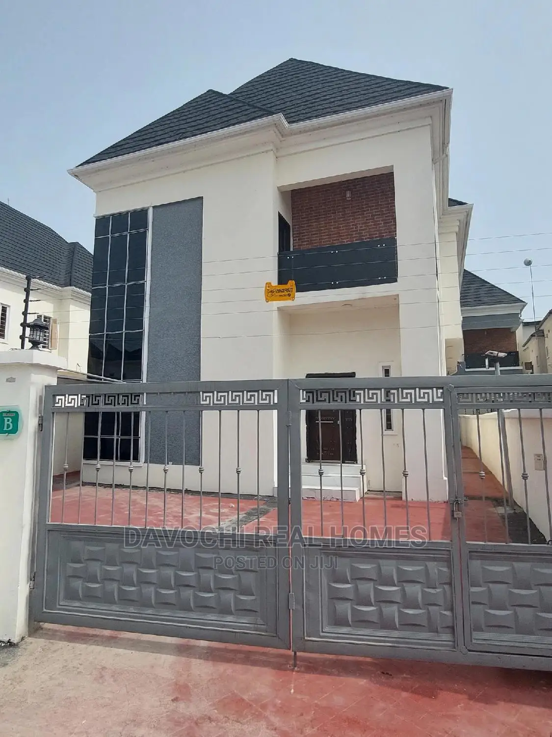 4bdrm Duplex in Ikota Country Estate, Lekki Phase 2 for sale